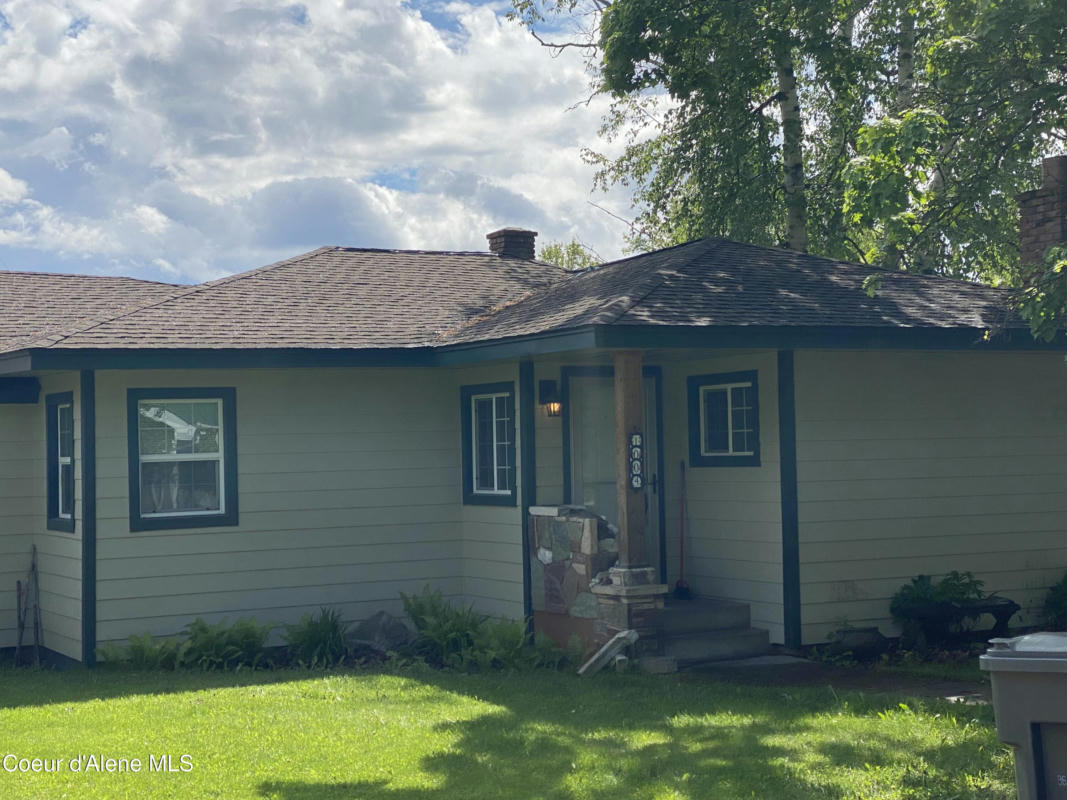 1004 RUTH AVE, SANDPOINT, ID 83864, photo 1 of 13